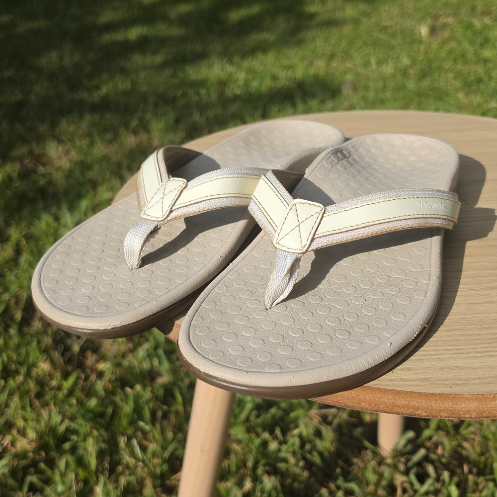 Vionic Orthotic Flip Flop Sandals Cream Tan Thong Comfort Shoes Womens 9